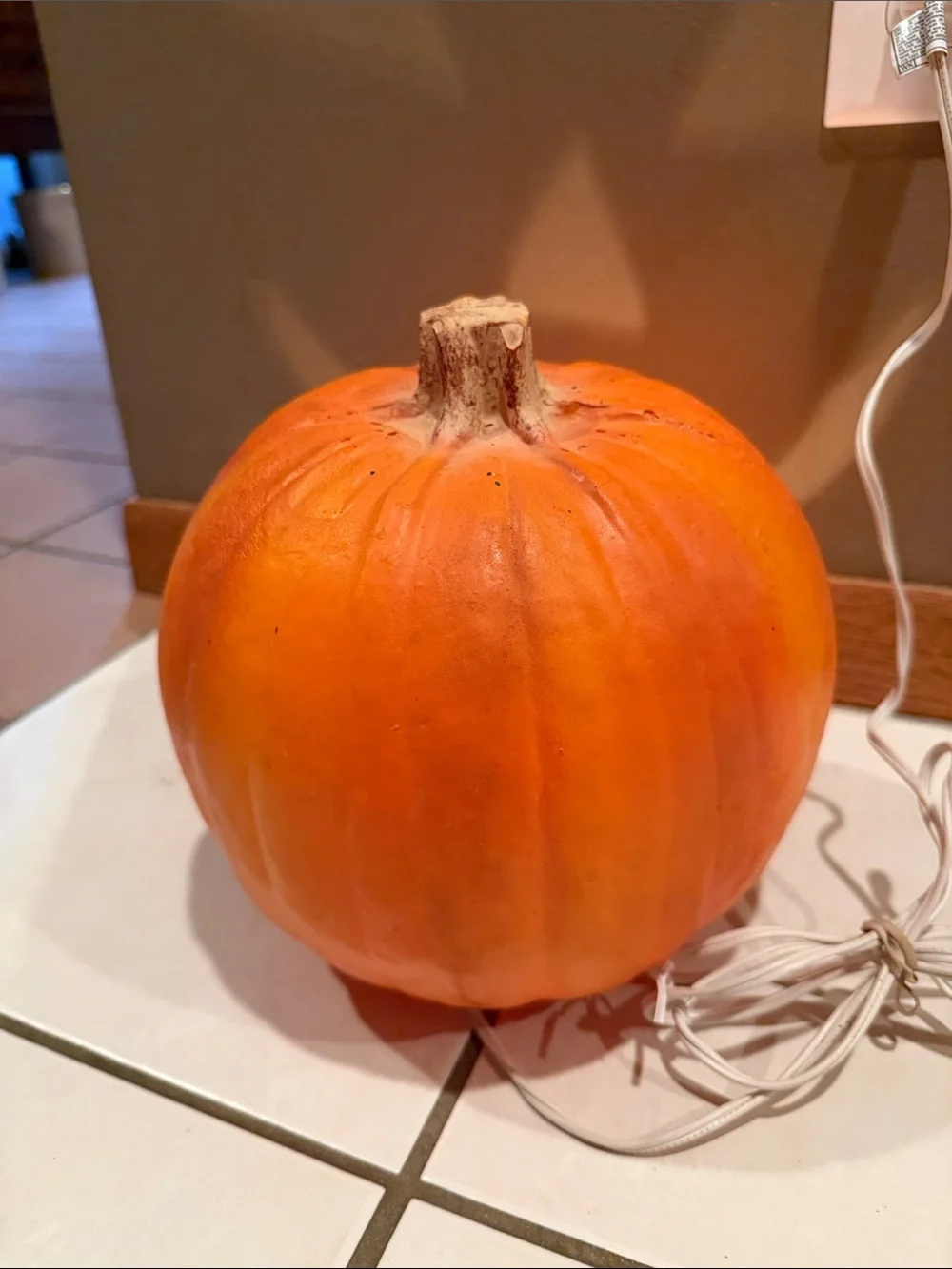 Vintage 1993 Trendmaster Halloween Foam Mold Jack O Lantern Lighted Pumpkin Blow